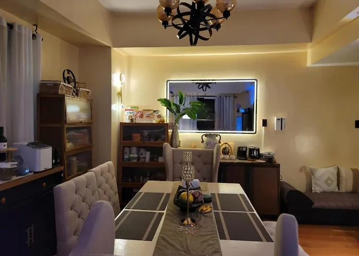 Apartment Spectacular Penthouse With Stunning Balcony In Eastwood Mall Manila