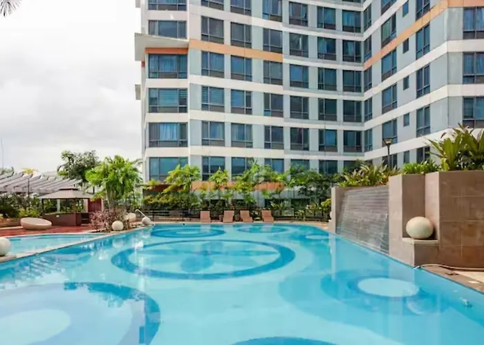 Apartment Spectacular Penthouse With Stunning Balcony In Eastwood Mall Manila