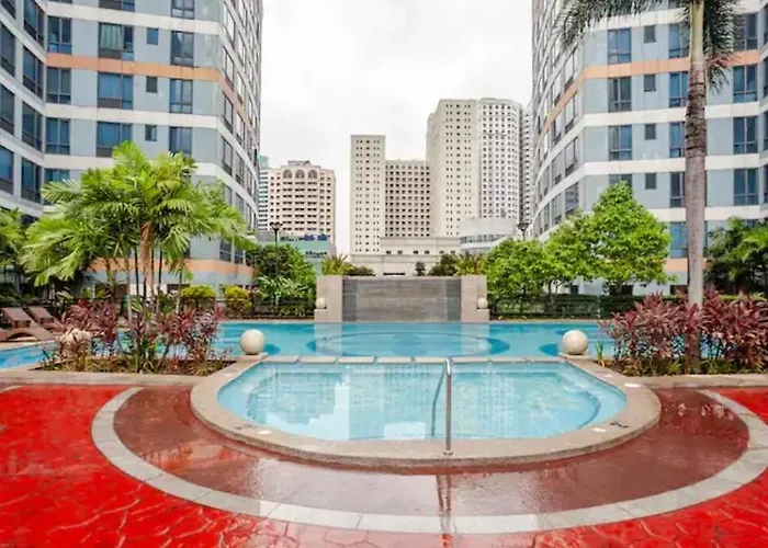 Apartment Spectacular Penthouse With Stunning Balcony In Eastwood Mall *