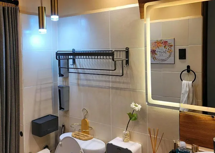 Spectacular Penthouse With Stunning Balcony In Eastwood Mall Manila