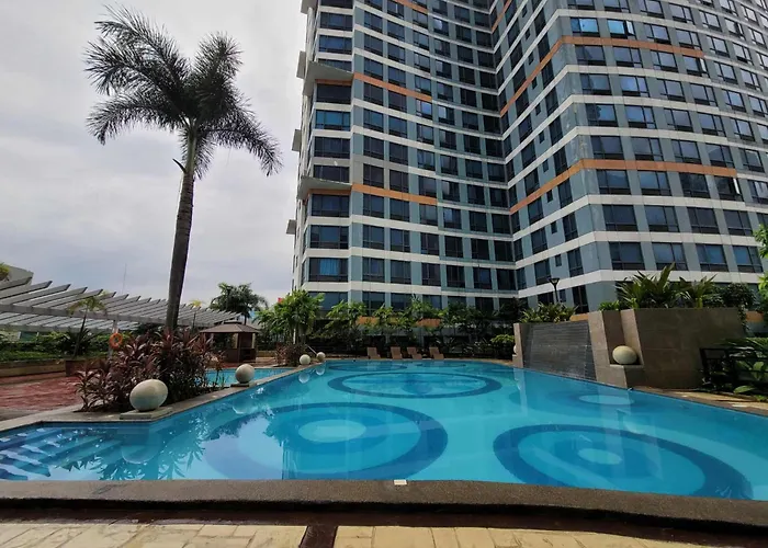 Spectacular Penthouse With Stunning Balcony In Eastwood Mall * Manila