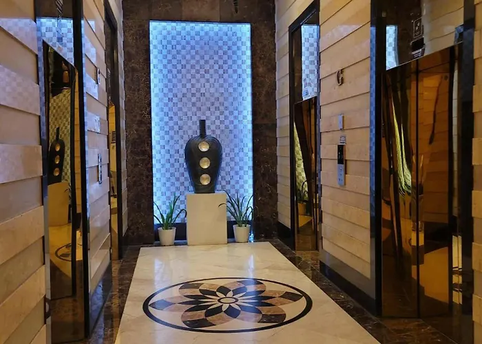 Spectacular Penthouse With Stunning Balcony In Eastwood Mall * Manila